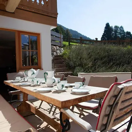 Ferienhaus Modern Chalet In Kitzbühel